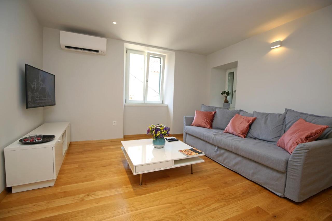 Apartment Volat ชิเบนิก ภายนอก รูปภาพ